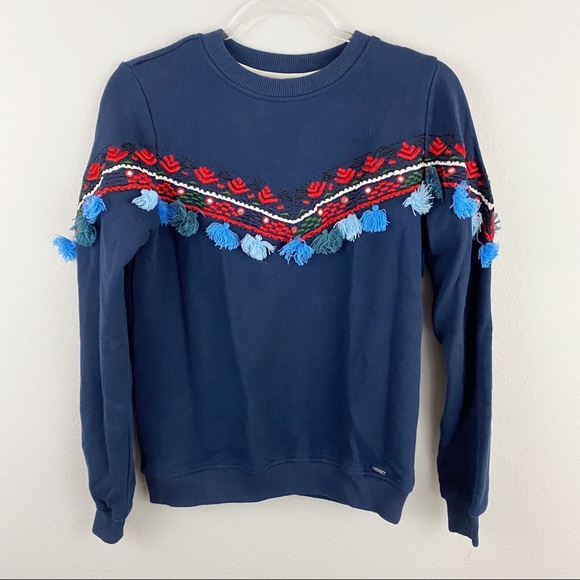 HEMANT & NANDITA Sweaters - Hemant & Nandita • Tassel Sweatshirt